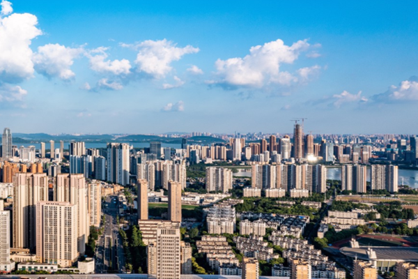 建筑能耗監(jiān)測系統(tǒng)如何推進(jìn)公共建筑節(jié)能降碳？(圖1)